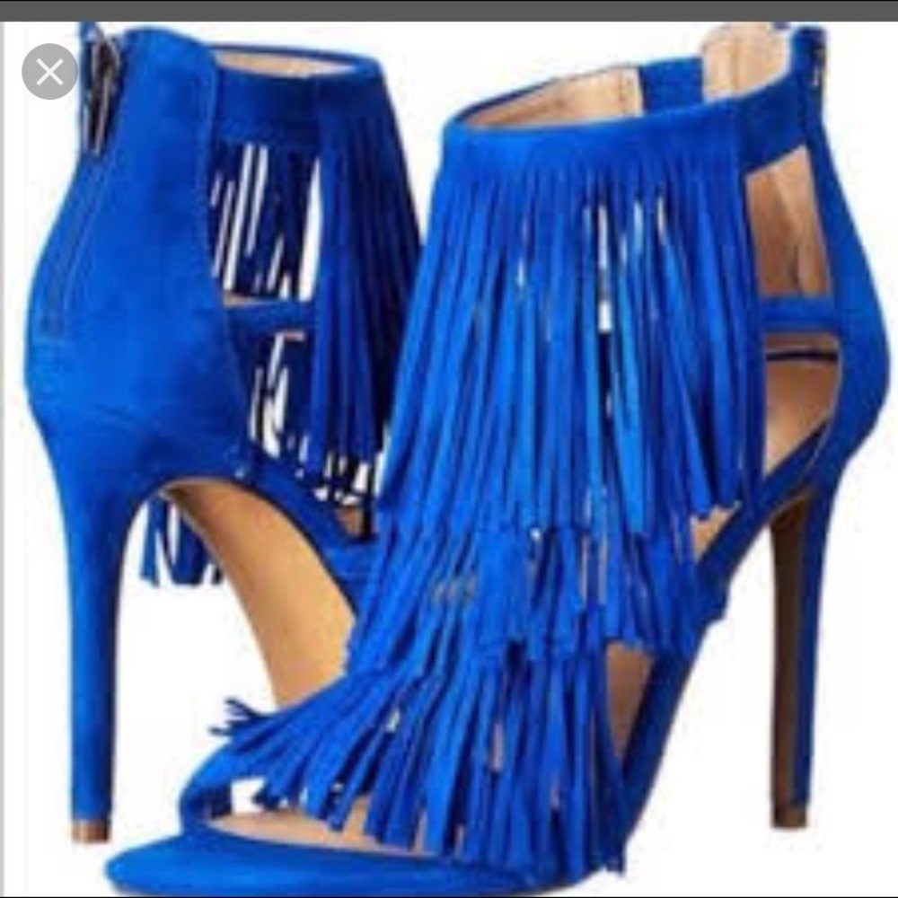 Steve Madden Fringe Heels in 💙